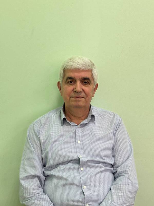 Давидян Лева Апресович.